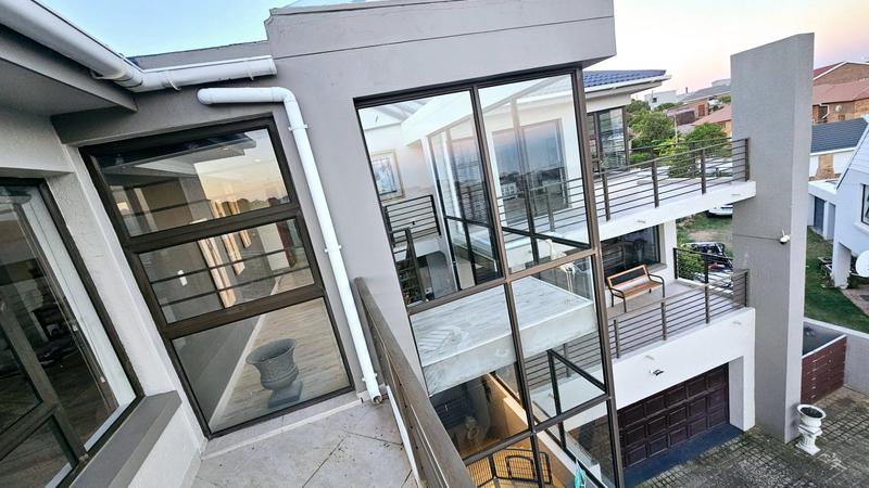 5 Bedroom Property for Sale in Dana Bay Western Cape